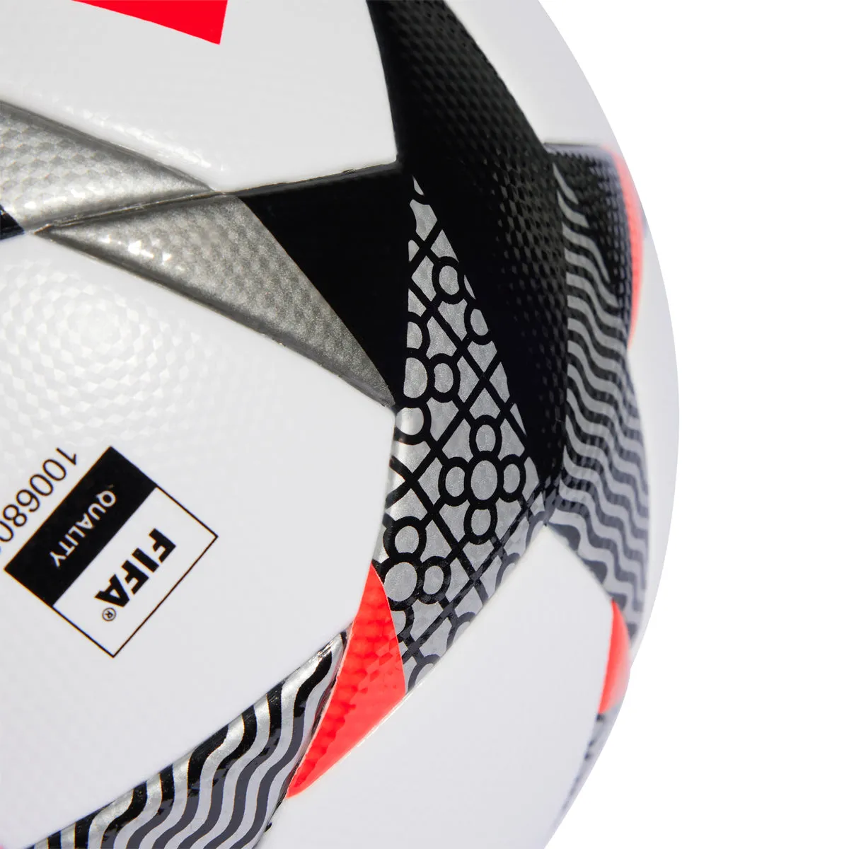 2024 UEFA Women's Champions League Ball